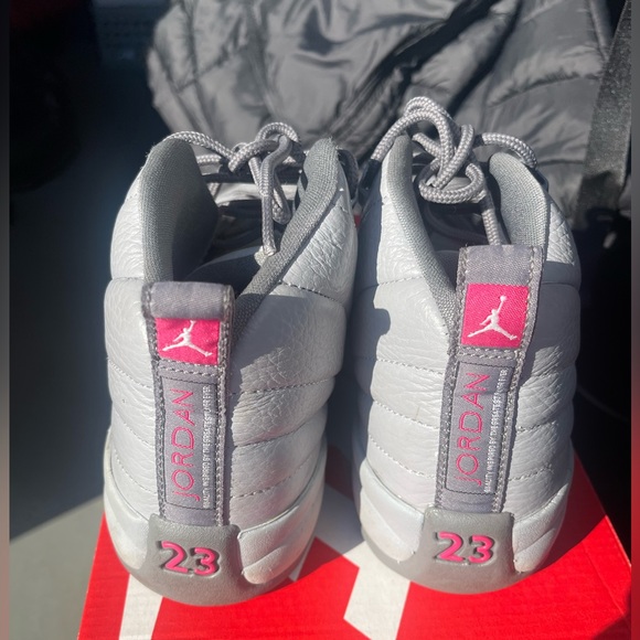 Jordan 12 Wolf Grey Vivid Pink Retro XII RARE 510815-029 Size 6.5 - Picture 8 of 9